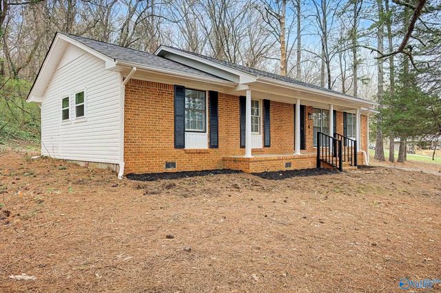 292 Red Bud Lane, Decatur, AL 35603