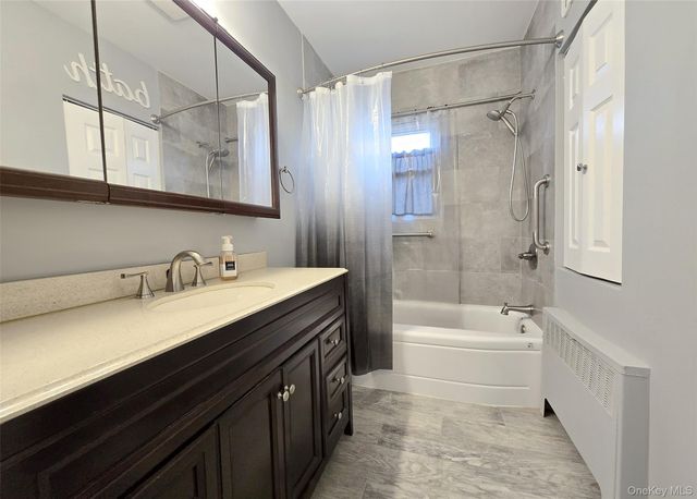 50 Spur Lane, Centereach, NY 11720