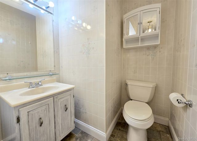 50 Spur Lane, Centereach, NY 11720