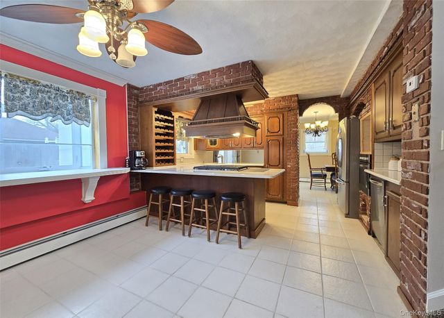 50 Spur Lane, Centereach, NY 11720