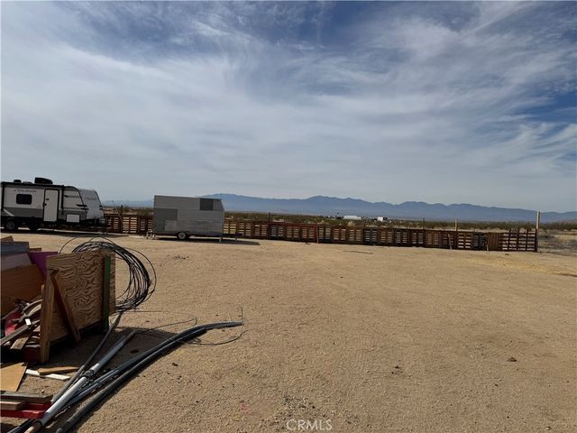 22510 E 226 F12, Hi Vista, CA 93535