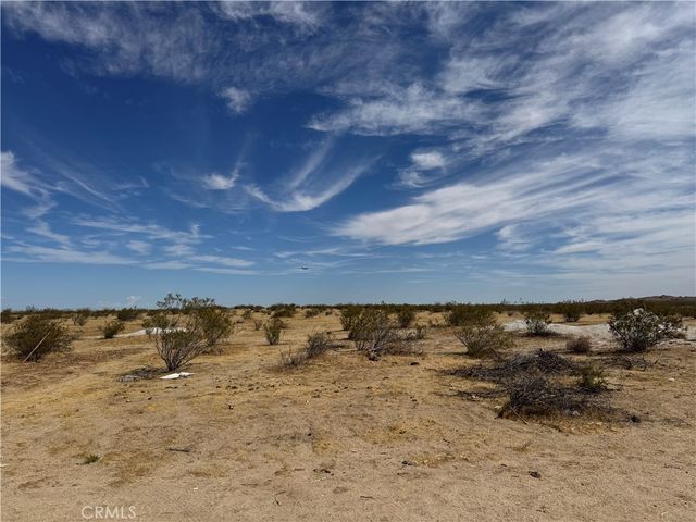 22510 E 226 F12, Hi Vista, CA 93535