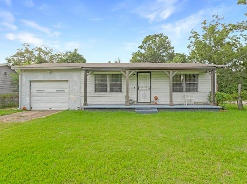 1640 Bear Fork Road, Mobile, AL 36612