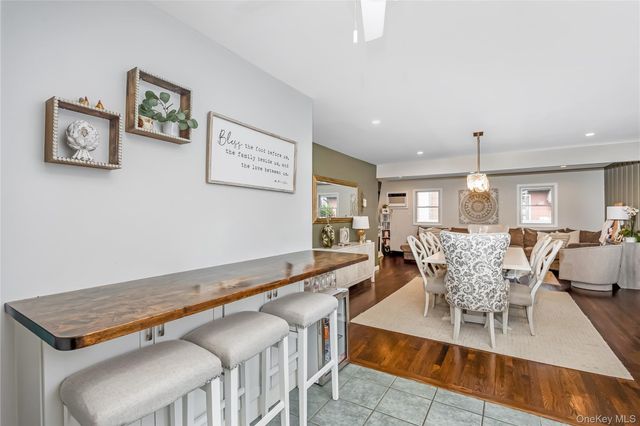 787 Frankford Road, West Babylon, NY 11704
