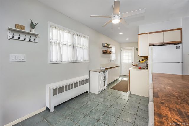 787 Frankford Road, West Babylon, NY 11704
