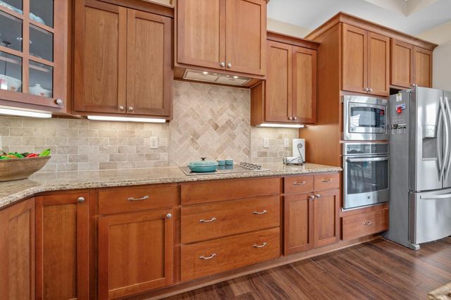 9636 W Village Pl, Maize, KS 67101