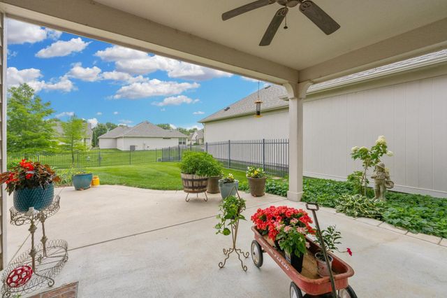 9636 W Village Pl, Maize, KS 67101