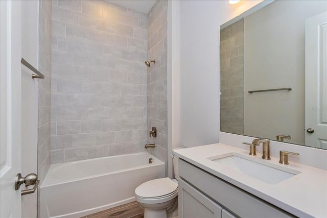 10242 MEDAWAR STREET, Orlando, FL 32827