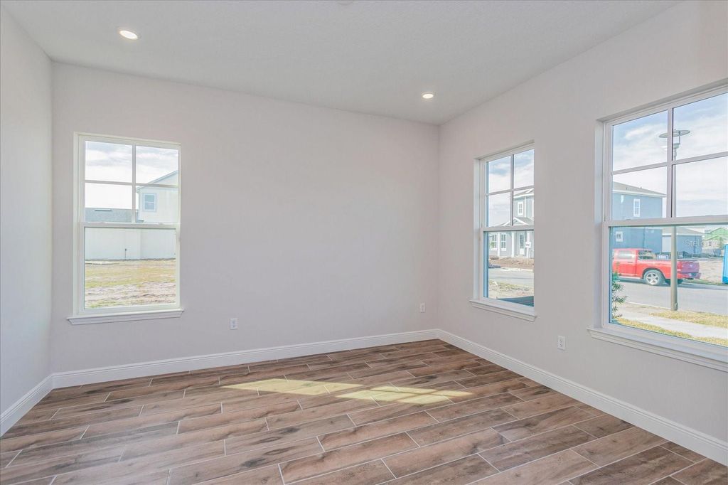 Image 15 of property listing at 10242 MEDAWAR STREET, Orlando, FL 32827