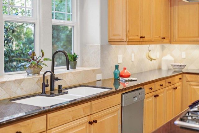 121 Palomino Way, Santa Cruz, CA 95060