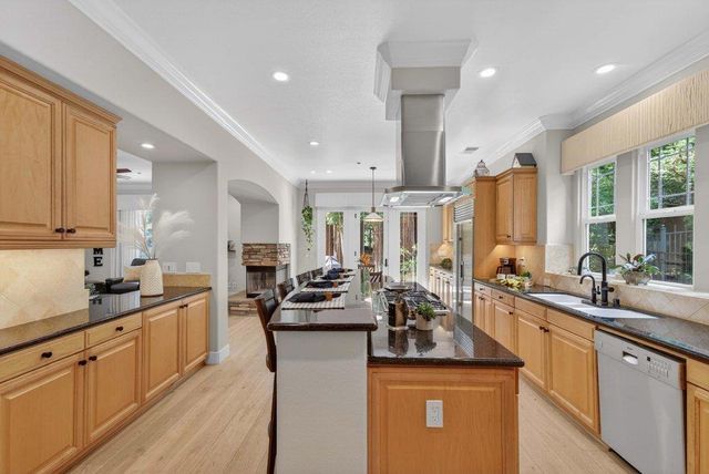 121 Palomino Way, Santa Cruz, CA 95060