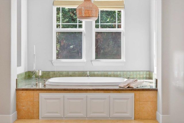 121 Palomino Way, Santa Cruz, CA 95060