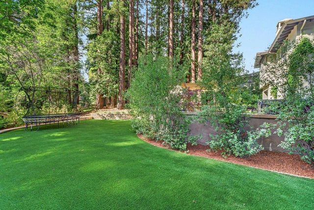 121 Palomino Way, Santa Cruz, CA 95060