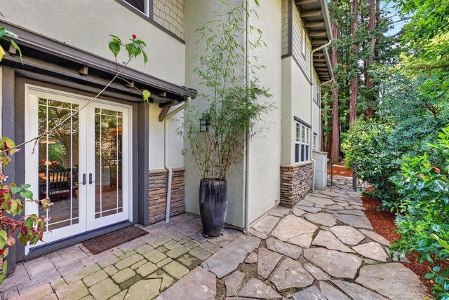 121 Palomino Way, Santa Cruz, CA 95060