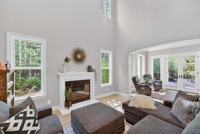 121 Palomino Way, Santa Cruz, CA 95060