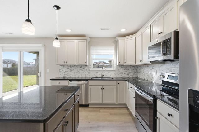 5711 ASCOT WAY, Columbia, MO 65202