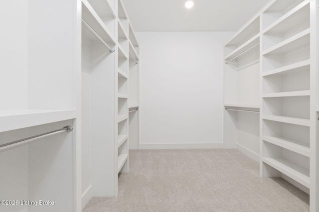 17827 Shakes Creek Dr, Fisherville, KY 40023