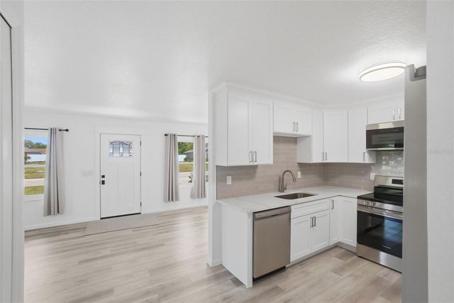 28 PINE CROFT LANE, Palm Coast, FL 32164