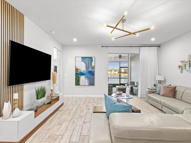 19421 BLUE POND DRIVE, Lutz, FL 33558