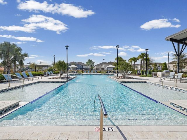 19421 BLUE POND DRIVE, Lutz, FL 33558