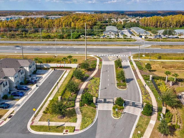 19421 BLUE POND DRIVE, Lutz, FL 33558