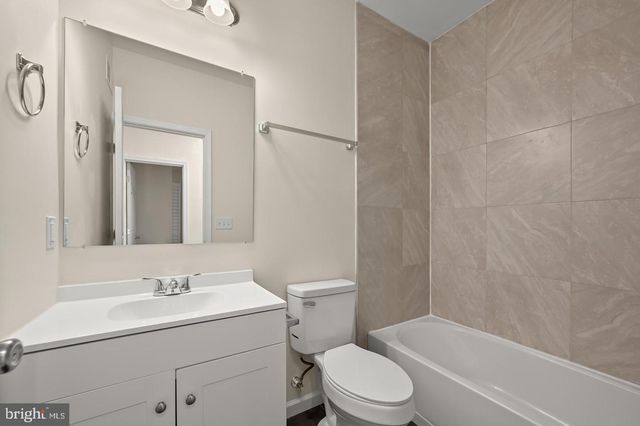 418 E 21ST ST, Baltimore, MD 21218