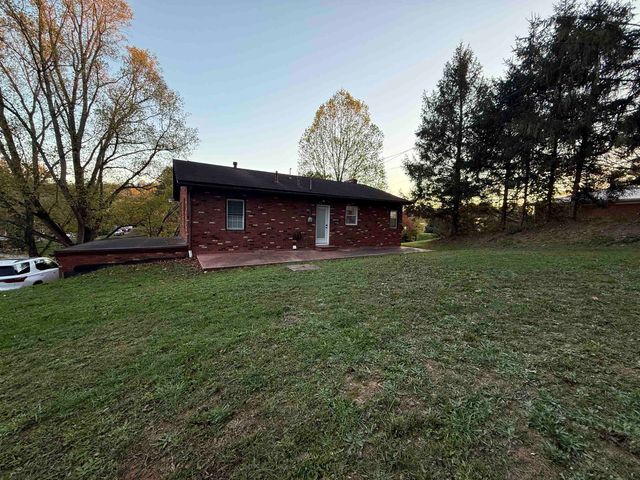 1003 Marion Pike, Coal Grove, OH 45638