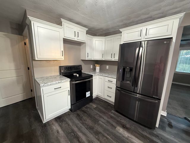 1003 Marion Pike, Coal Grove, OH 45638