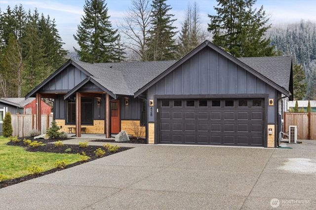 428 Trails St, Darrington, WA 98241