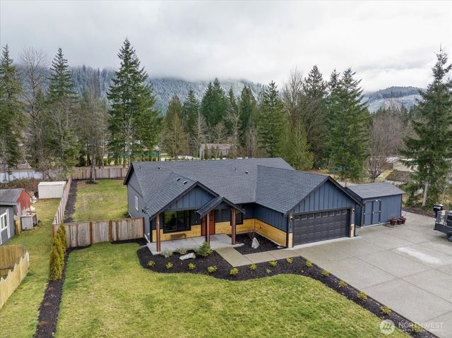 428 Trails St, Darrington, WA 98241