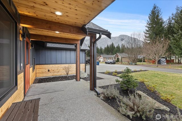 428 Trails St, Darrington, WA 98241