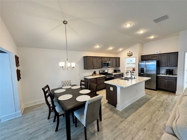 5822 ROUDELL WAY, The Villages, FL 32163