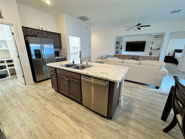 5822 ROUDELL WAY, The Villages, FL 32163