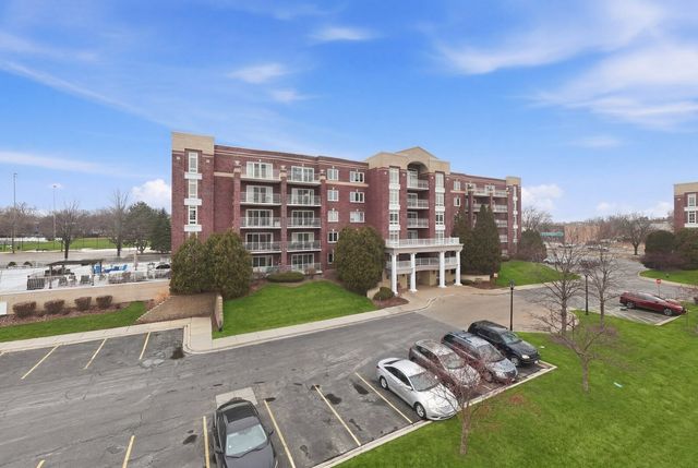 7081 W Touhy Avenue 407, Niles, IL 60714