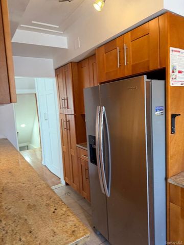 8913 Avenue M, Brooklyn, NY 11236
