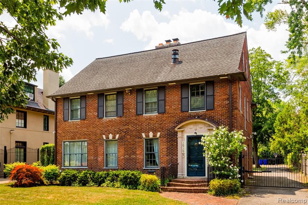 2929 Burns Street, Detroit, MI 48214