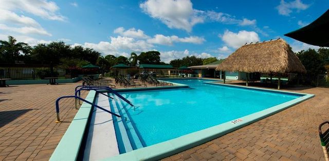 608 SW Natura Boulevard 309, Deerfield Beach, FL 33441