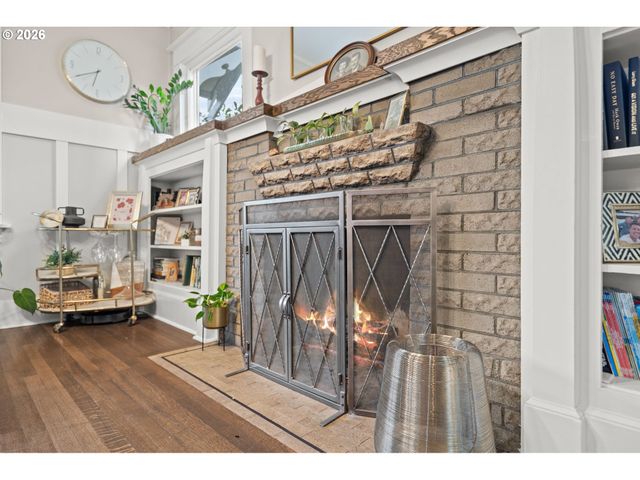 2302 Se 58TH Ave, Portland, OR 97215