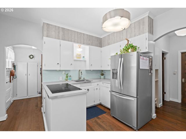 2302 Se 58TH Ave, Portland, OR 97215
