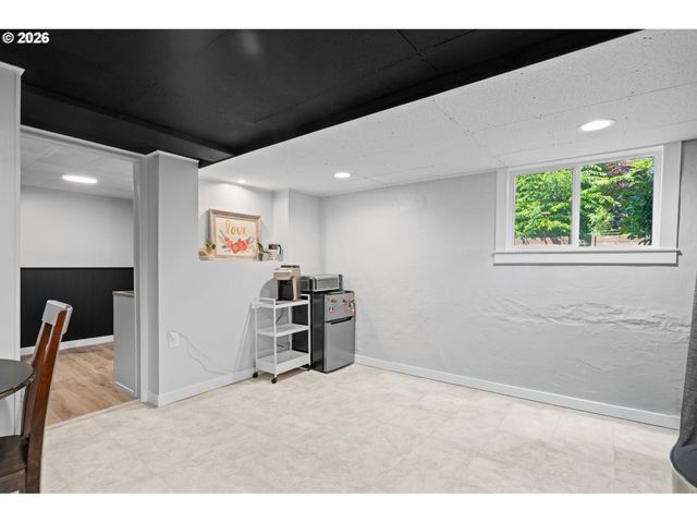 2302 Se 58TH Ave, Portland, OR 97215