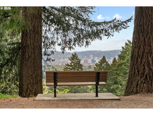 2302 Se 58TH Ave, Portland, OR 97215