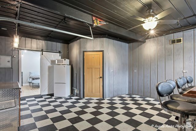 201 Panama Avenue, Hampshire, IL 60140