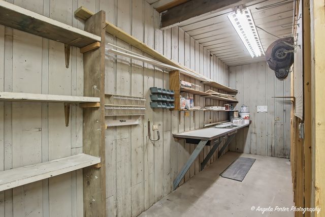 201 Panama Avenue, Hampshire, IL 60140