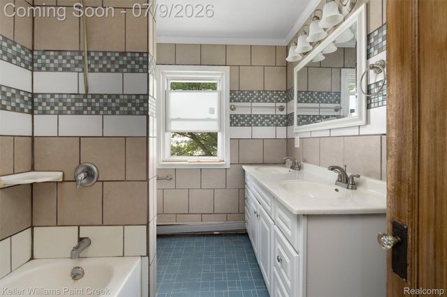 28780 School Section Road, Richmond Township, MI 48062