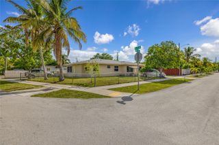 4100 SW 18th Ct, Fort Lauderdale, FL 33317