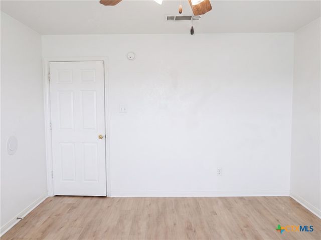 305 Cedar Ridge Drive a, Nolanville, TX 76559