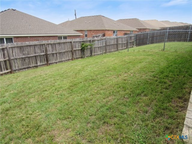 305 Cedar Ridge Drive a, Nolanville, TX 76559