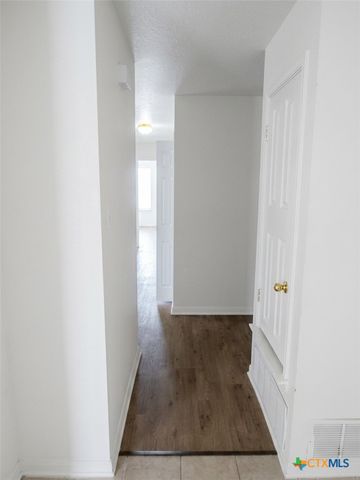 305 Cedar Ridge Drive a, Nolanville, TX 76559