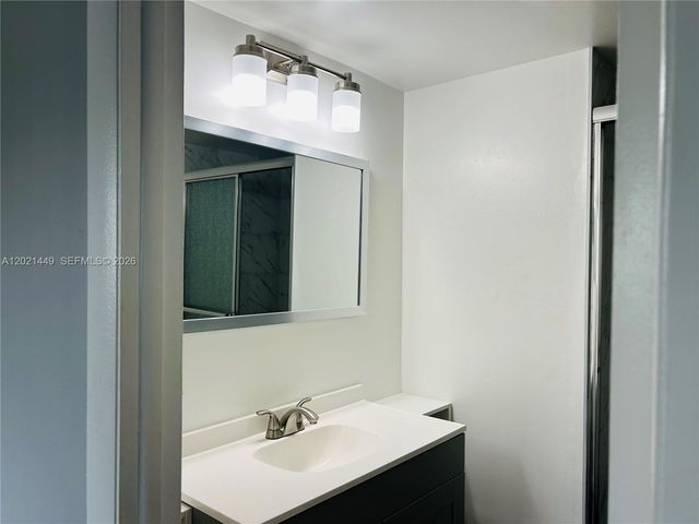 2831 E Sunrise Lakes Drive 309, Sunrise, FL 33322