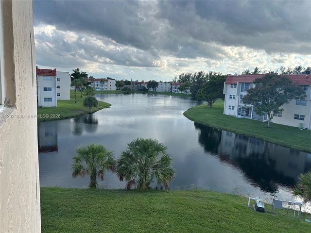 2831 E Sunrise Lakes Drive 309, Sunrise, FL 33322